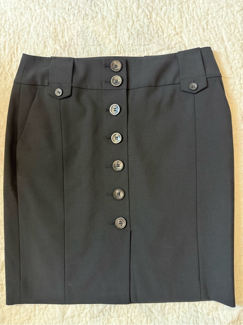 Ann Taylor Petite 8- Classic Black Button-Front Pencil Skirt - Elegant Workwear - Picture 2 of 6